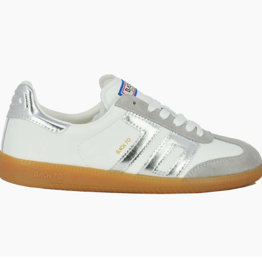 Back 70- White and Silver new in box
